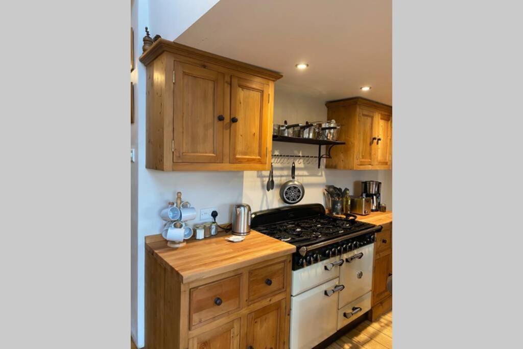 Spaniel Cottage With Views Of Ham Hill, Stoke Sub Hamdon Martock Екстер'єр фото